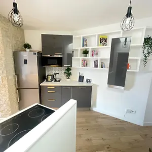  Appartement Superbe Haussmannien Suspendu
