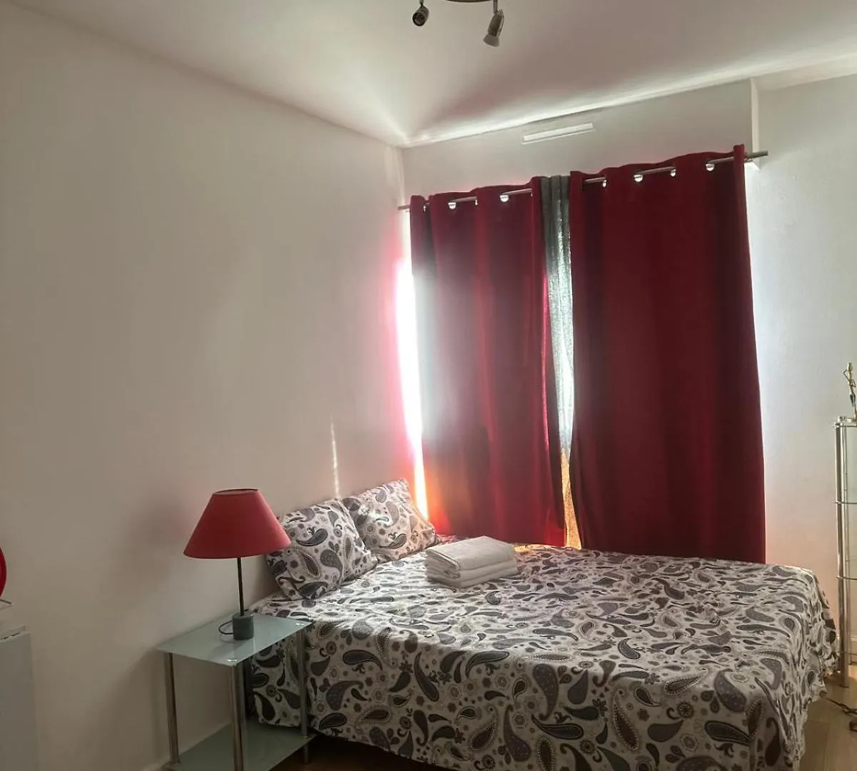 Apartment Calm And Comfortable Parisian Studio France